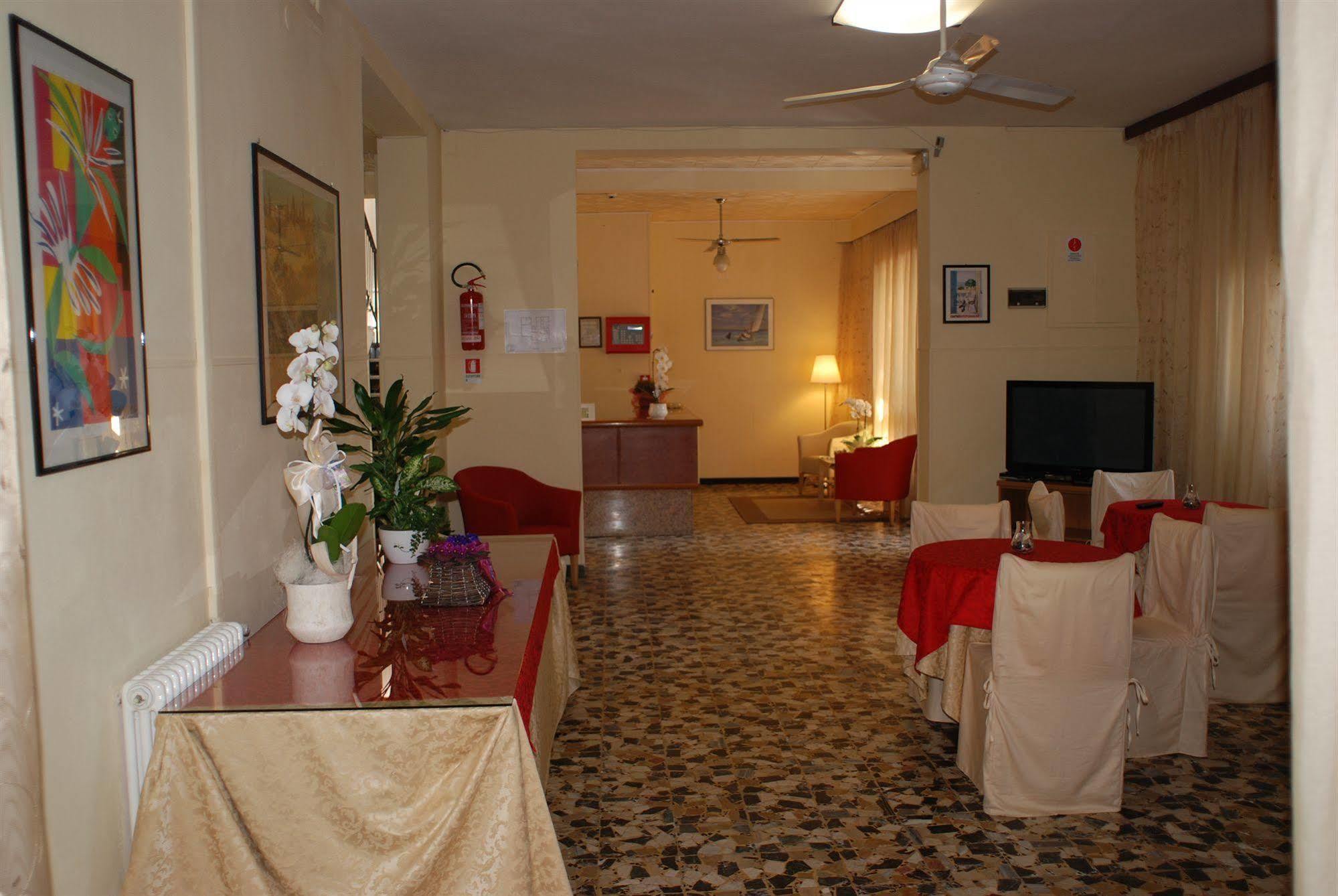Hotel Zaghini ริมินี ภายนอก รูปภาพ